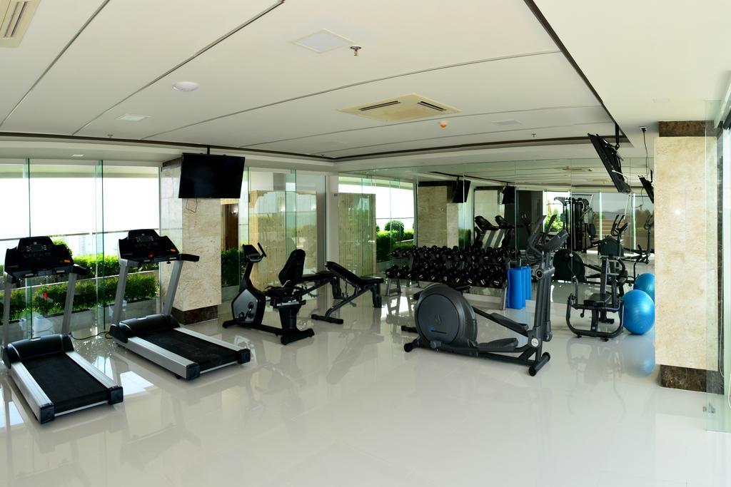 Peak Towers Condominium Pattaya Eksteriør bilde
